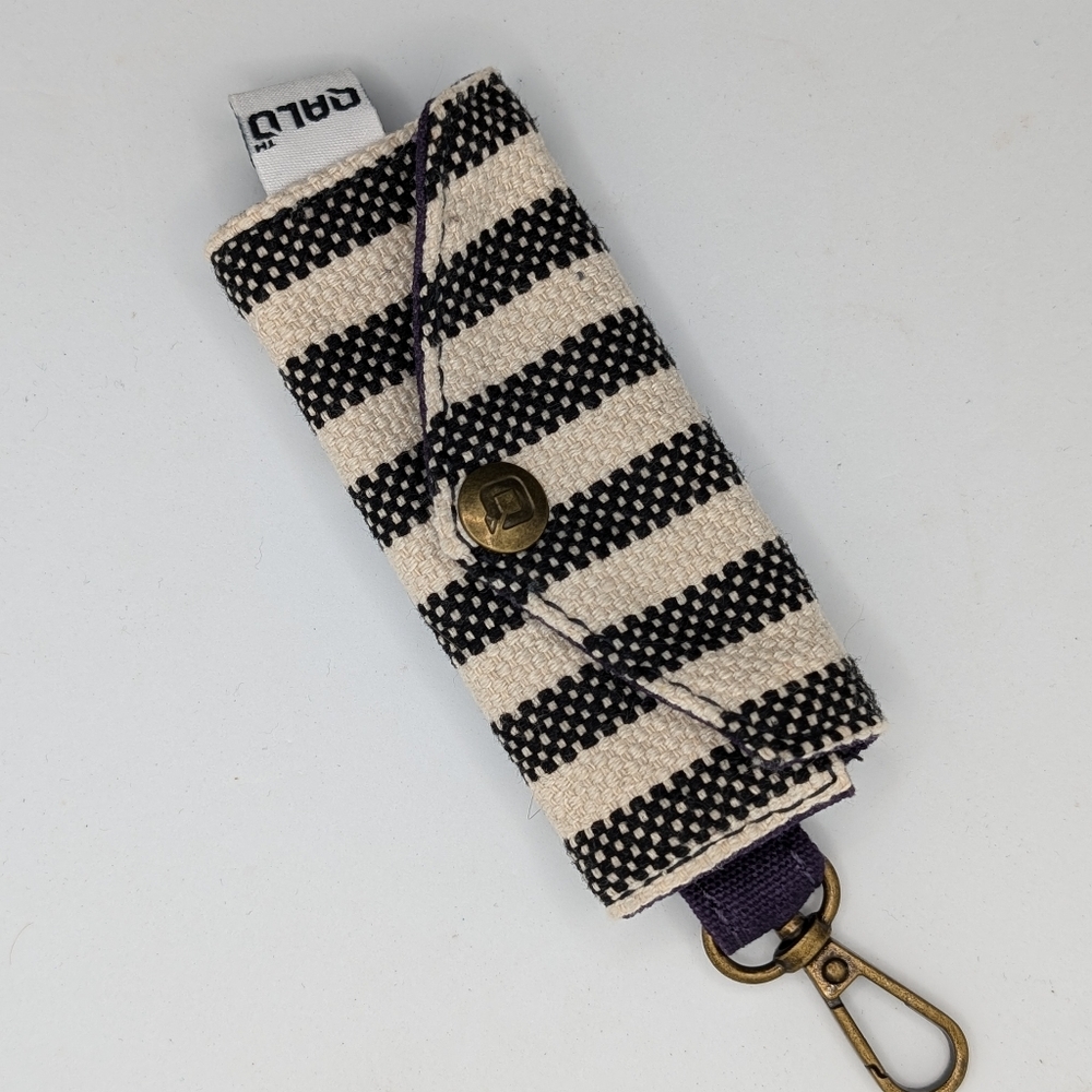 Qalo ring holder keychain‎